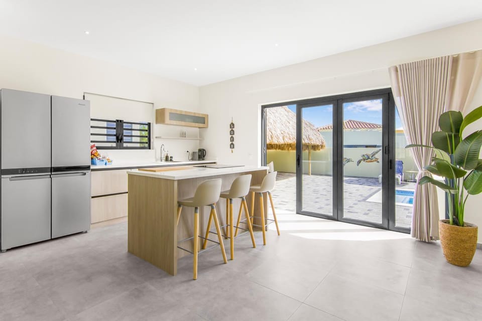 Kitchen or kitchenette, dishwasher, oven, stove