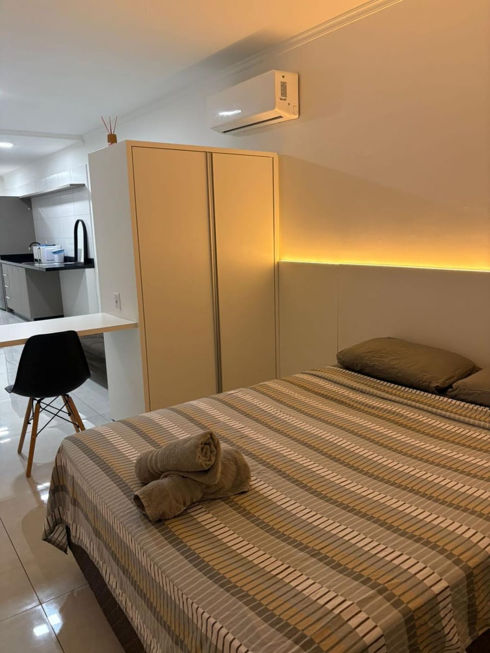 Loft completo em Porto Alegre a 200 metros do consulado americano Apartment in Porto Alegre