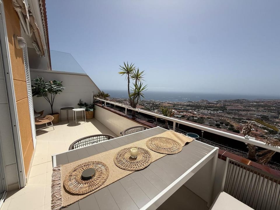 Sunset & Ocean Dream Apartment Apartment in Costa Adeje
