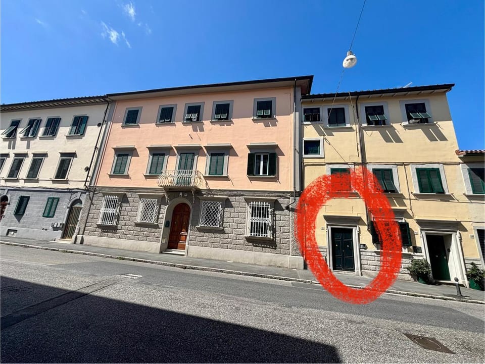 Property building, Street view