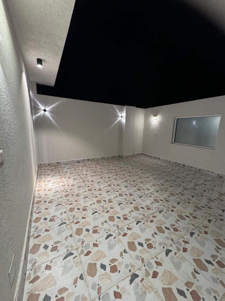 شقه مفروشه روف Apartment in Saudi Arabia