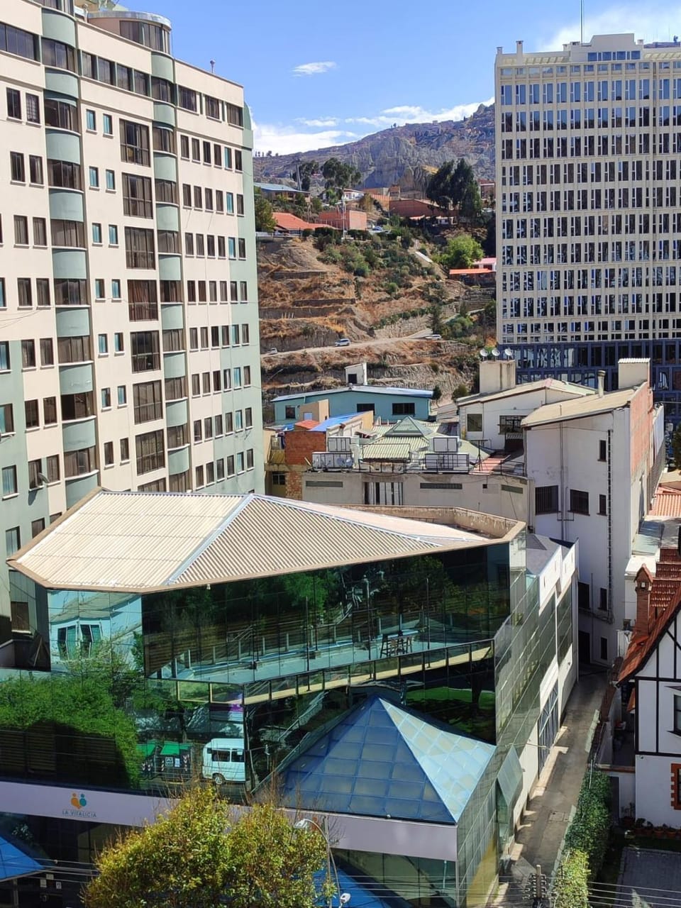 Flamante y Moderno Garzonier con la mejor Ubicación en Sopocachi Apartment in La Paz