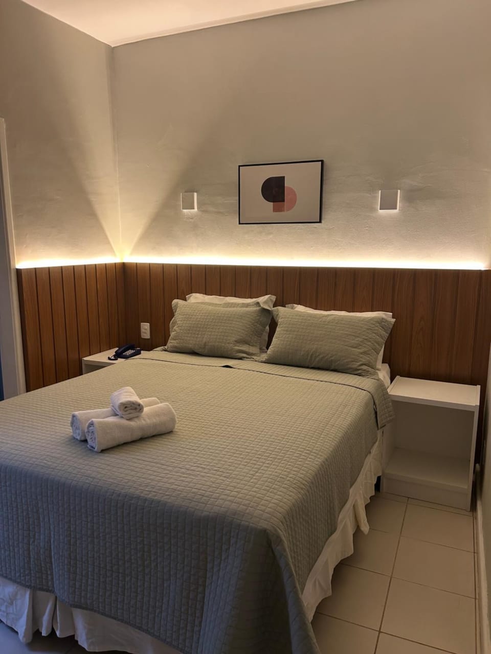 Bed, Photo of the whole room