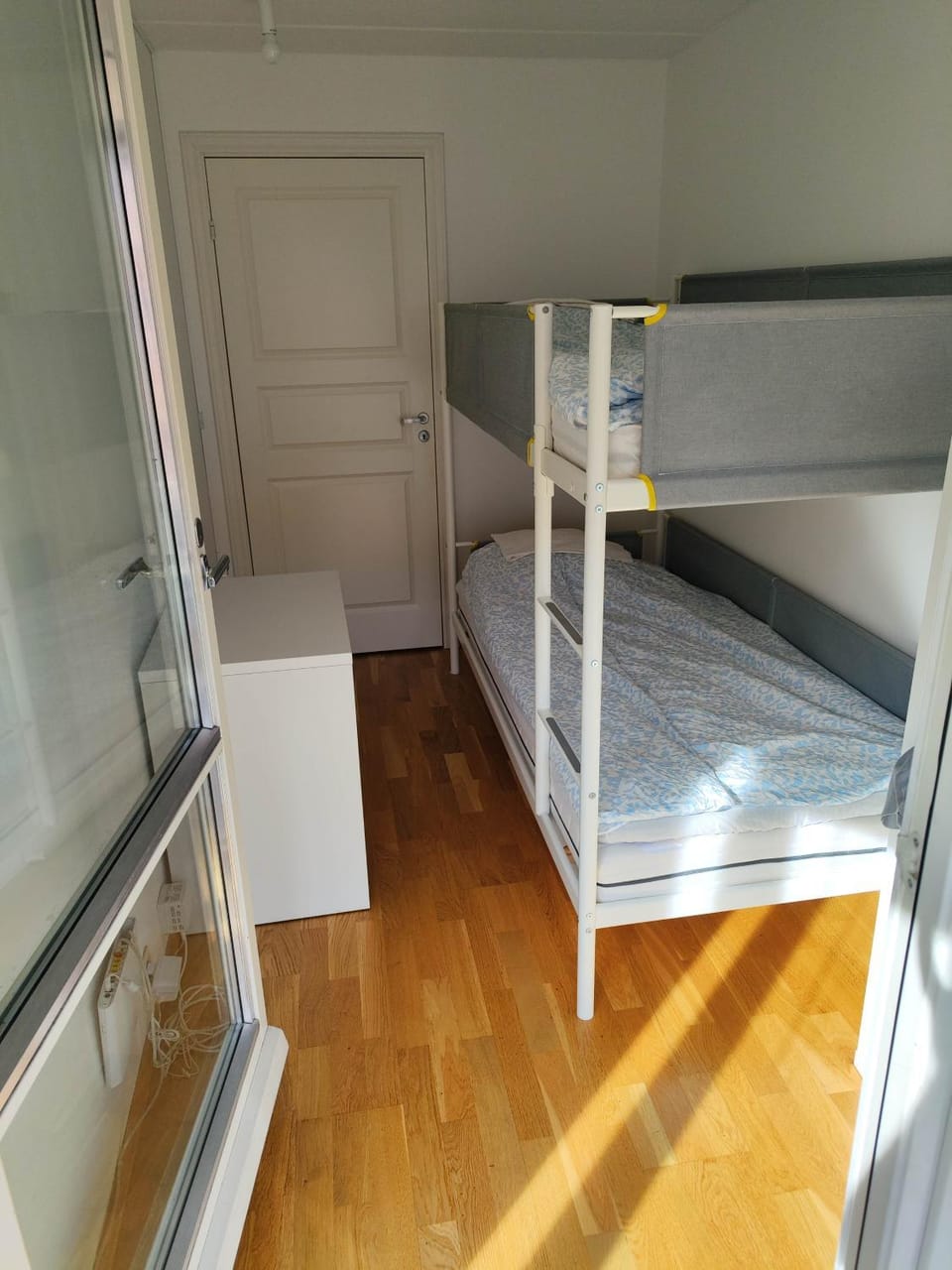 Bed, Photo of the whole room, Bedroom, bunk bed