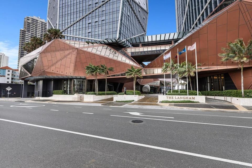 Property building, Street view, Location
