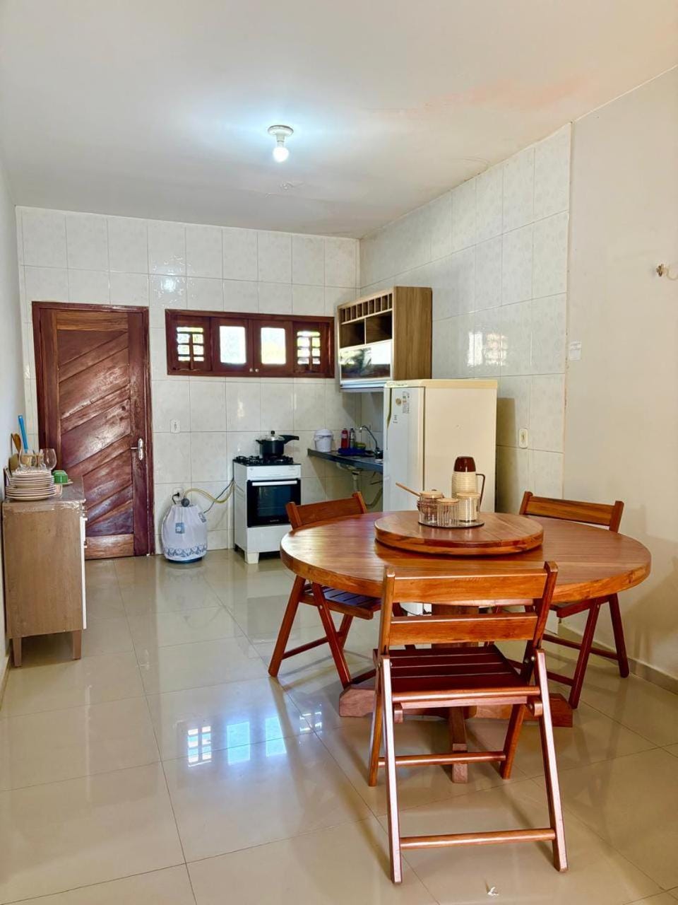 Food close-up, Kitchen or kitchenette, Living room, Seating area, Dining area, minibar, oven, pet friendly, stove