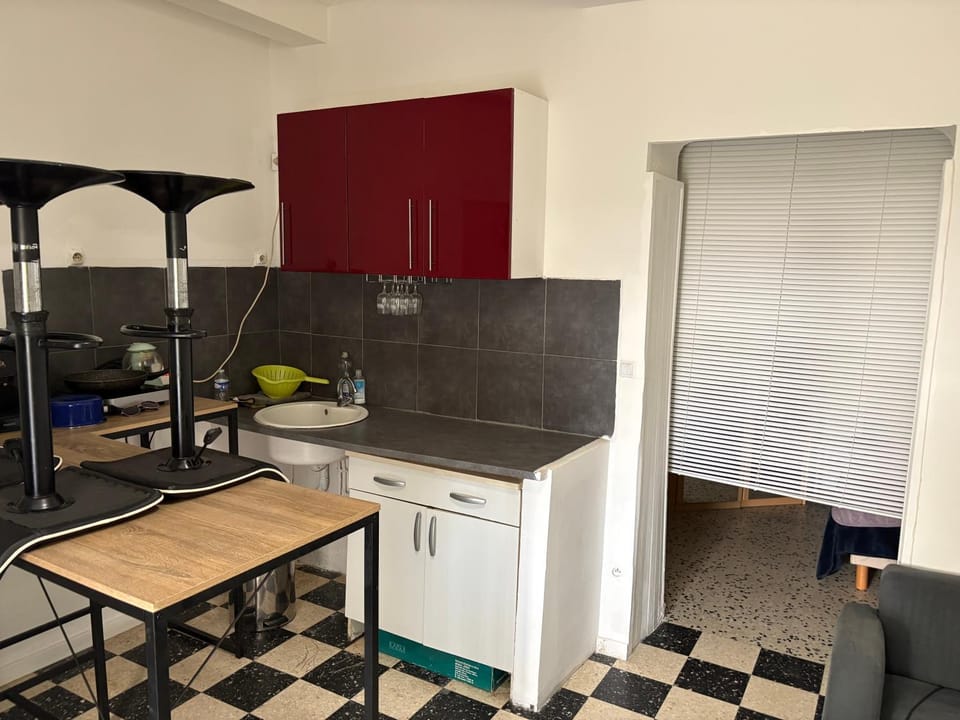 Le study Apartment in Béziers