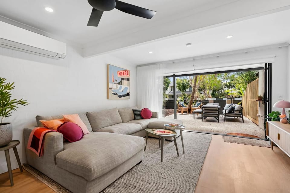 The Noosa Villa Luxe Townhouse in Great Location House in Noosa Heads