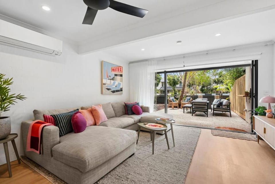The Noosa Villa Luxe Townhouse in Great Location House in Noosa Heads