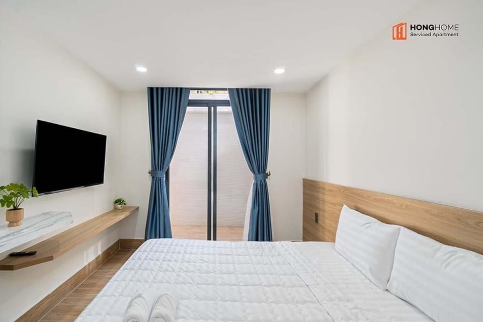 Bed, TV and multimedia