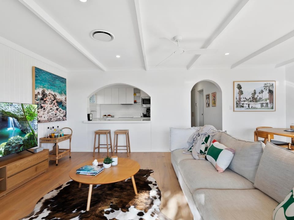 Living room, kitchen, air conditioner