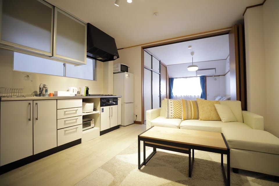 Liaison House Universal Gateway 2 House in Osaka