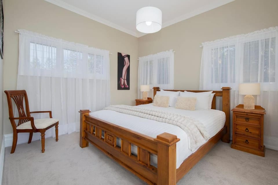 Bed, Other, Bedroom