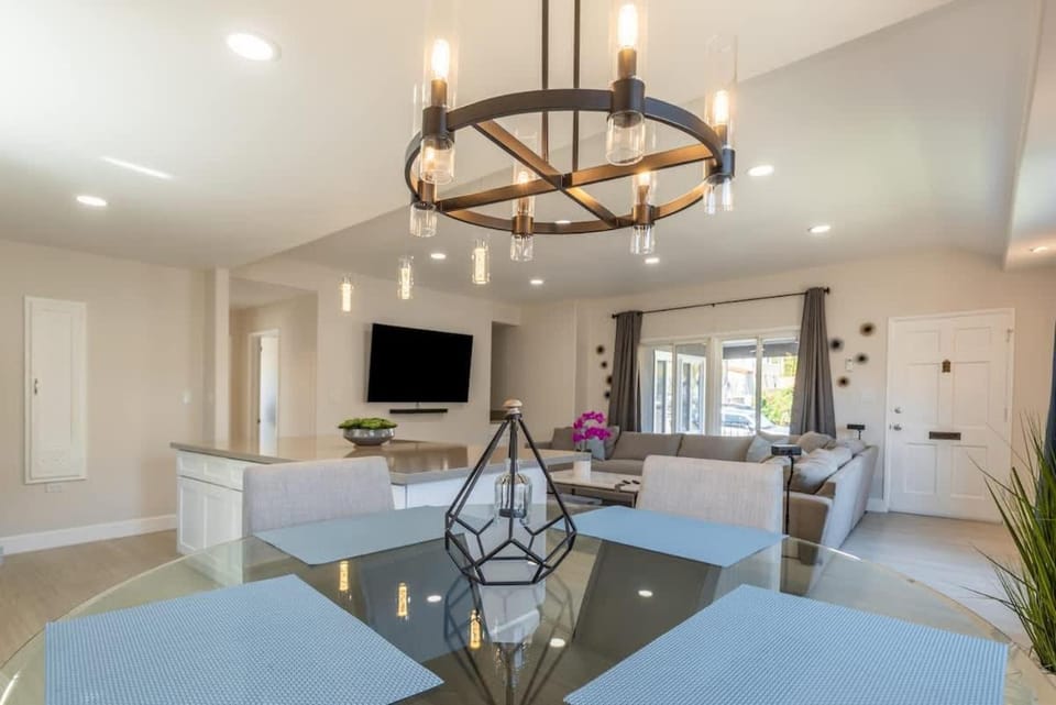 Allure Retreat House in San Diego