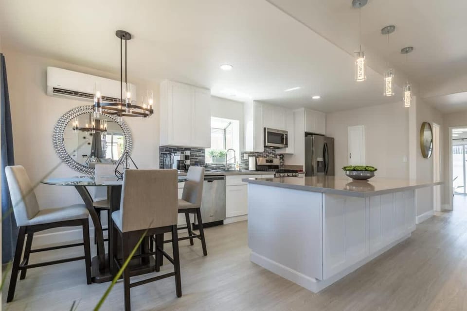 Allure Retreat House in San Diego