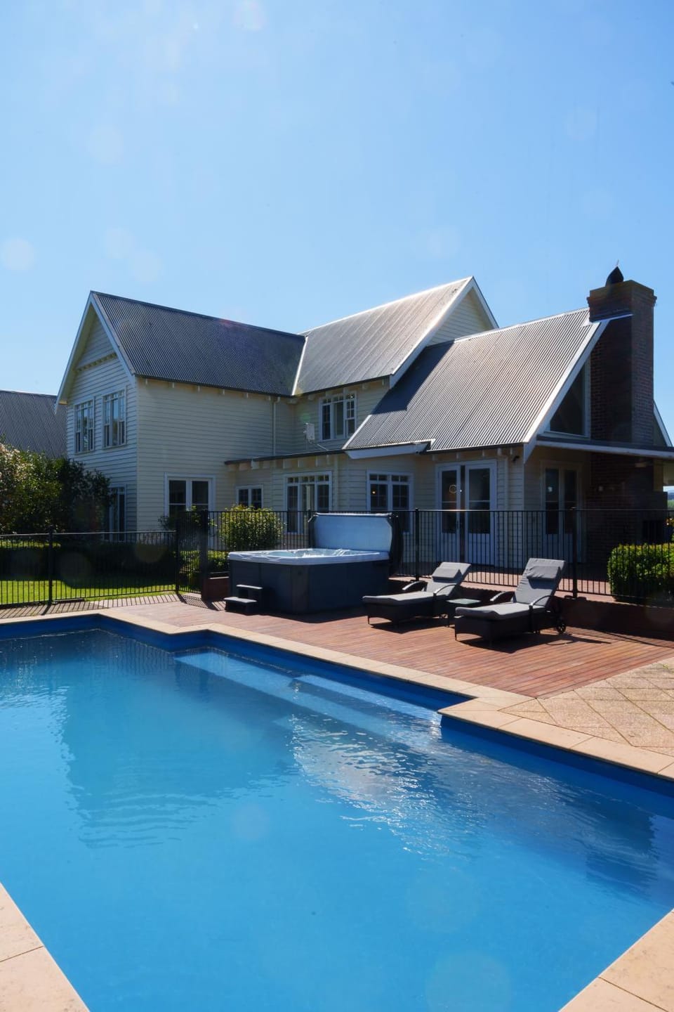Property building, Swimming pool