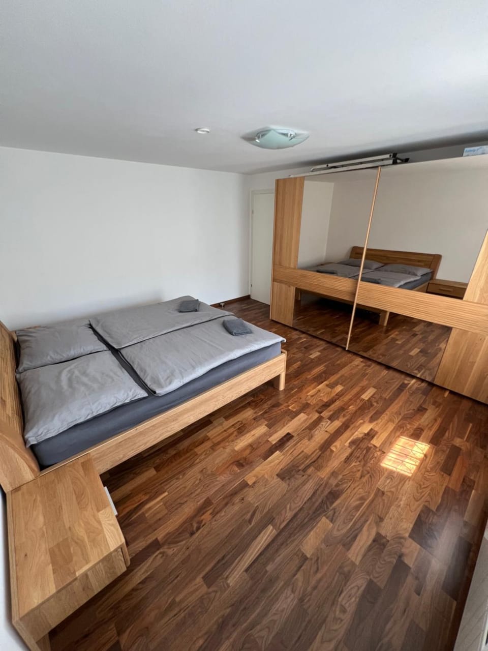 Bed, Photo of the whole room, Bedroom, wardrobe