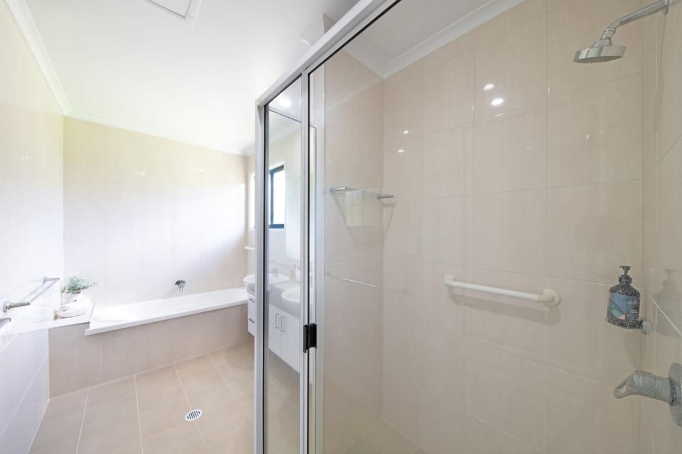 Shower, Bathroom, Bath