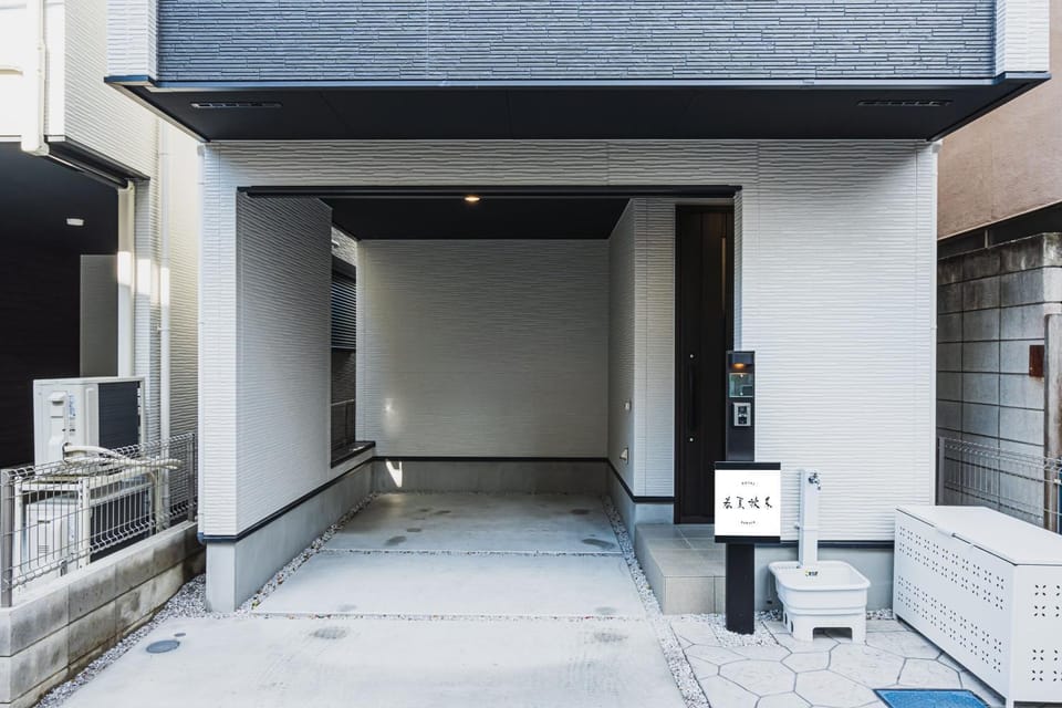 Property building, Parking