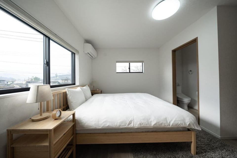 White House Apartment in Japan