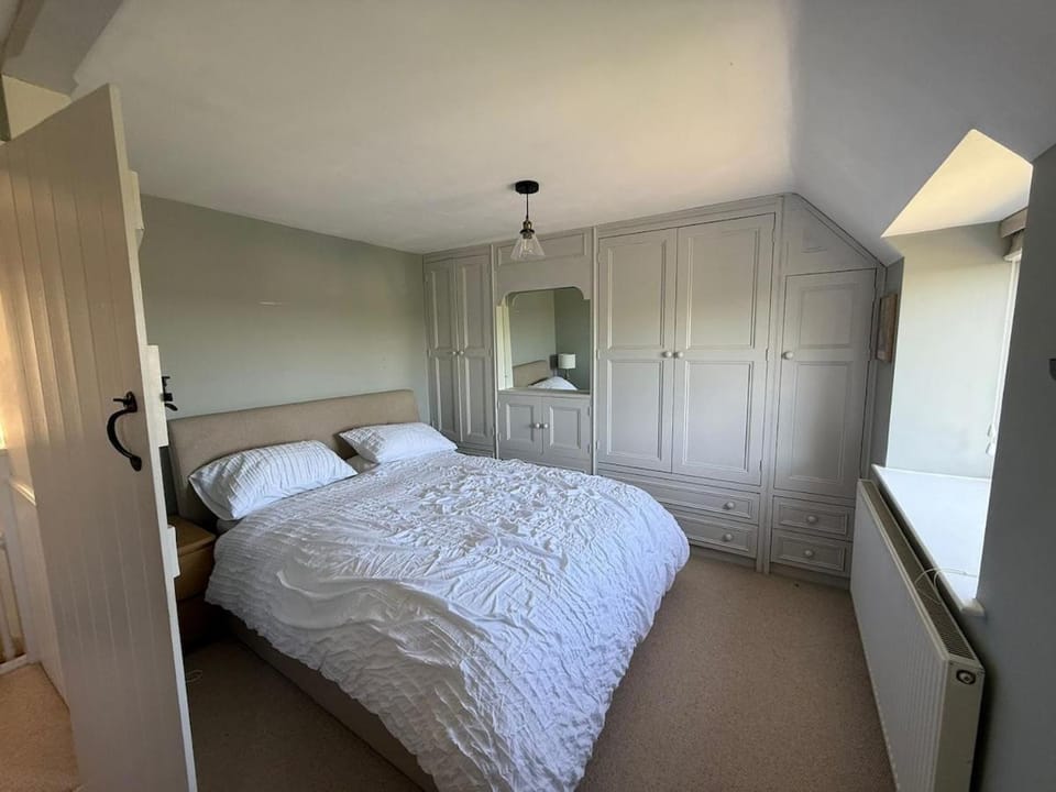 Cosy Cottage in Cotswolds House in Scotland