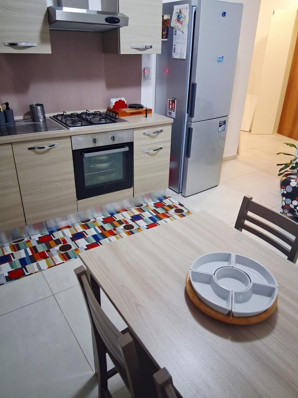 Kitchen or kitchenette, Dining area, oven, pet friendly, stove