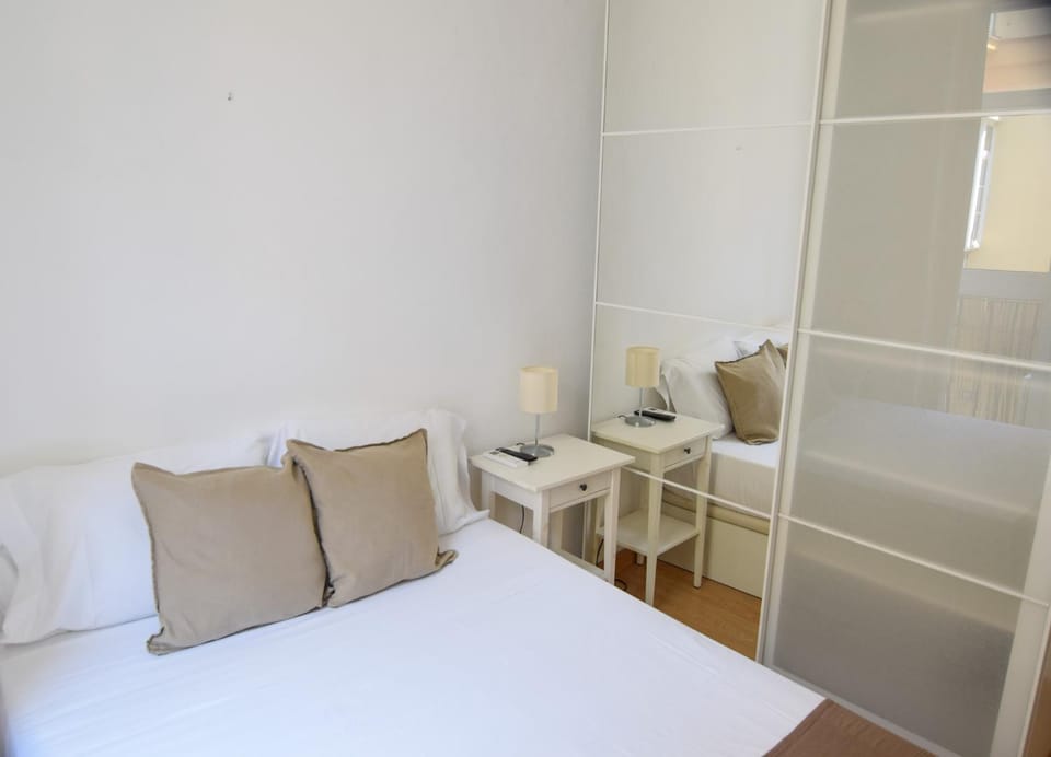 Bed, Bedroom, wardrobe
