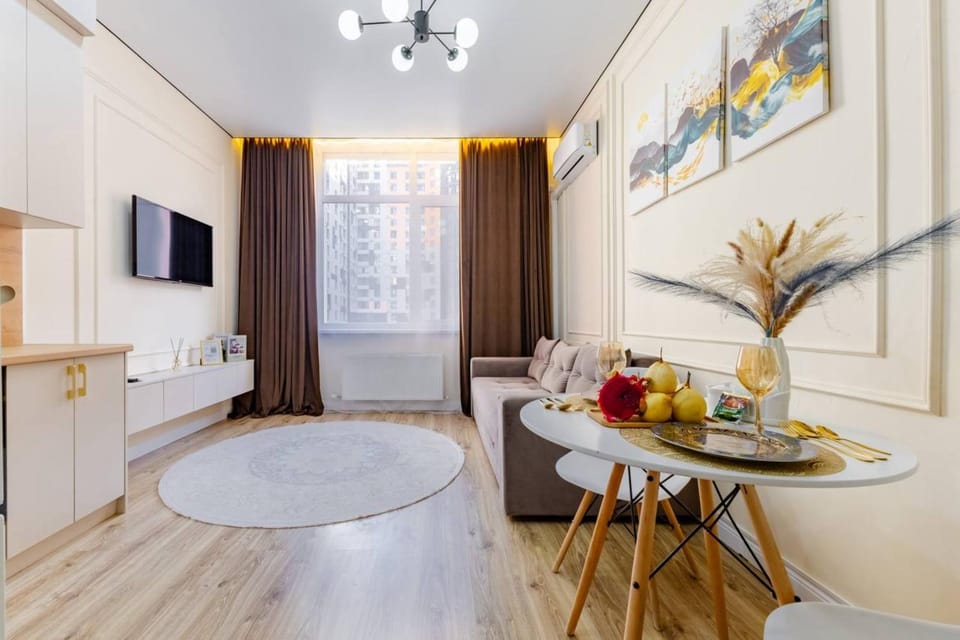 TV and multimedia, Living room, Seating area, Guests