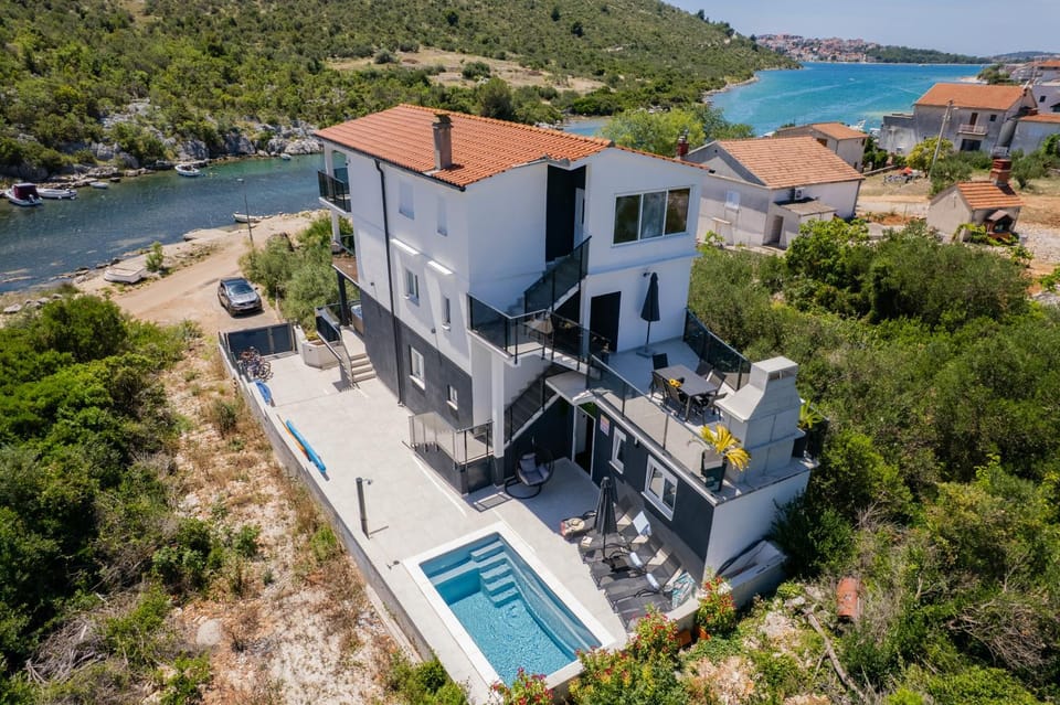 Property building, Natural landscape, Sea view