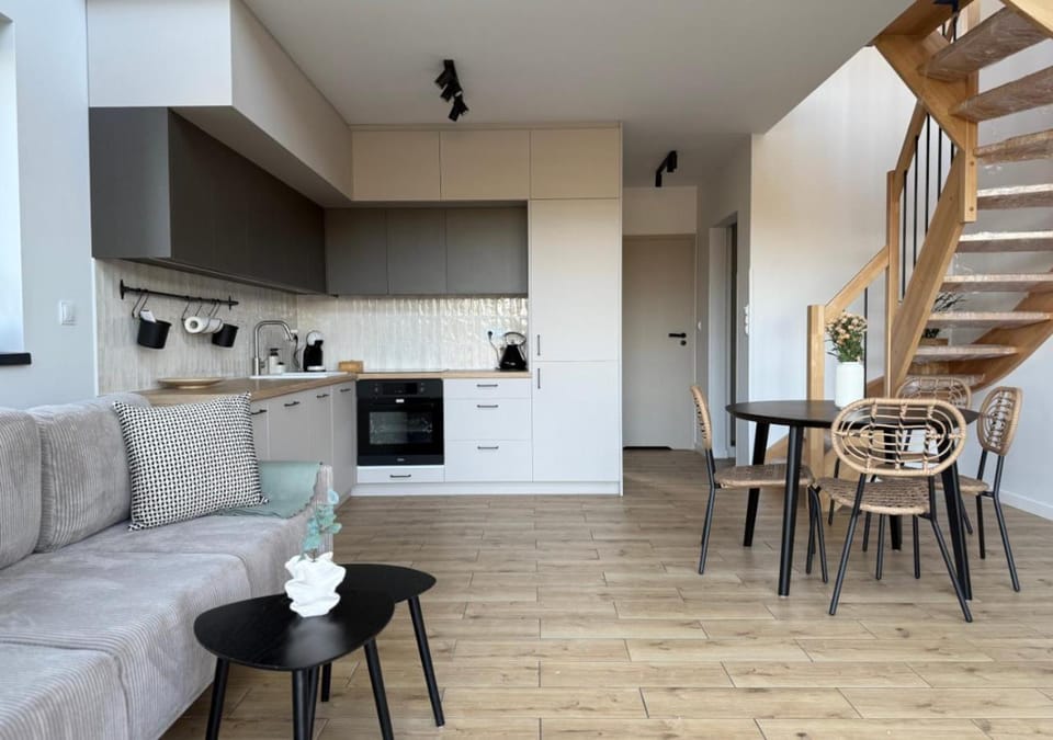 Kitchen or kitchenette, oven, stove