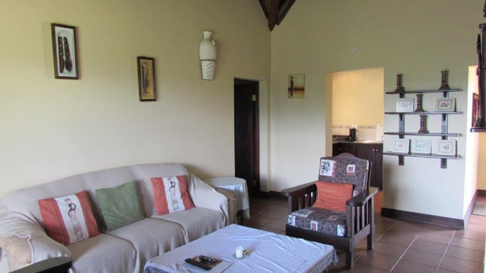205 Zebula 2 bedroom cottage House in North West, South Africa