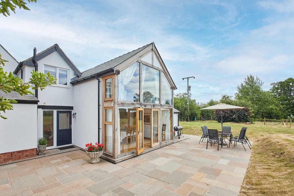 Property building, Garden