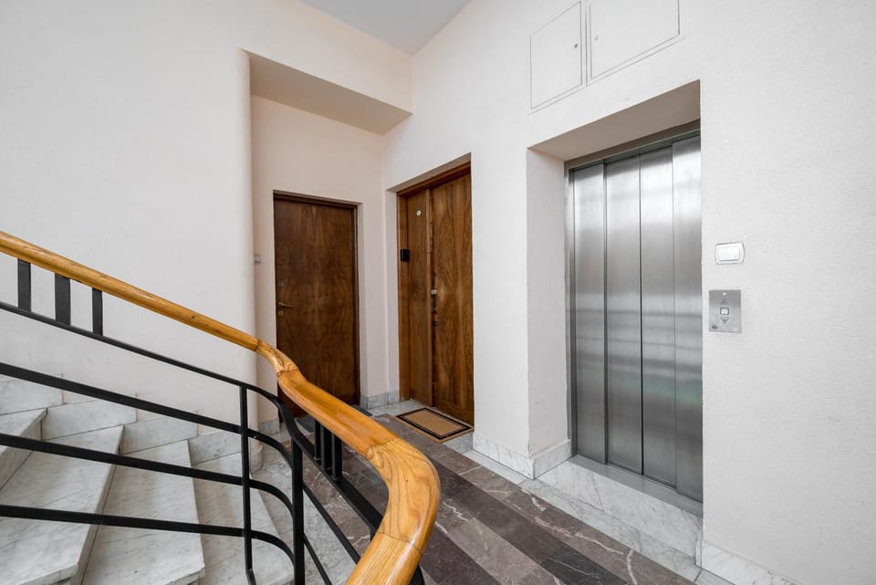 elevator