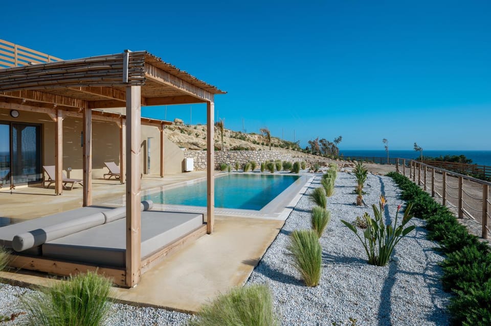 Property building, Day, Natural landscape, View (from property/room), Pool view, Sea view, Swimming pool, sunbed