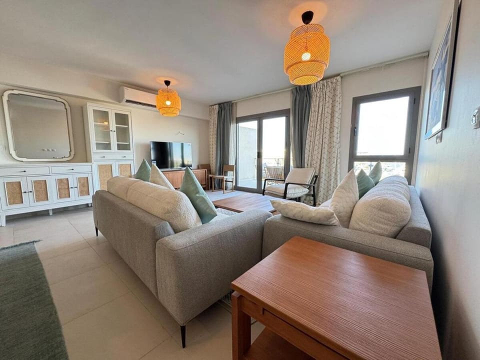 Chalet 3BR on Sea View & Marina View 14MR-403 Apartment in Egypt