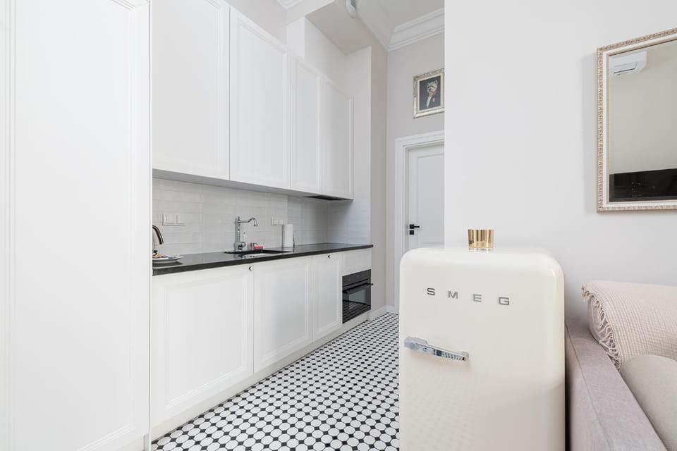 Kitchen or kitchenette, stove
