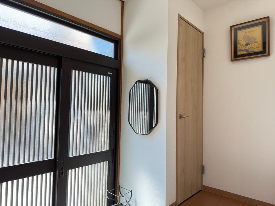 Y K Kyoto Nijo Traditional House close to Arashiyama Villa in Kyoto