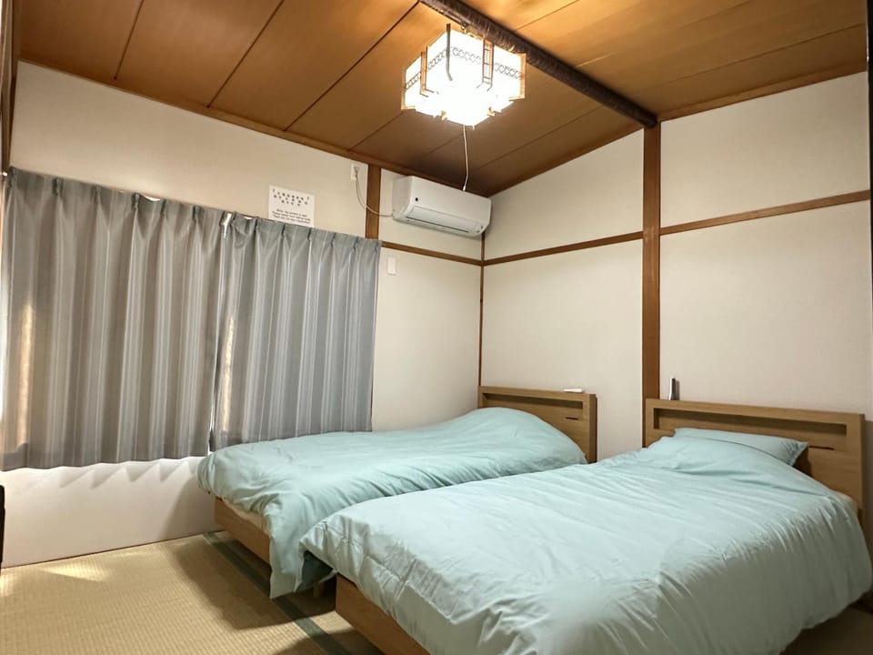 Y K Kyoto Nijo Traditional House close to Arashiyama Villa in Kyoto