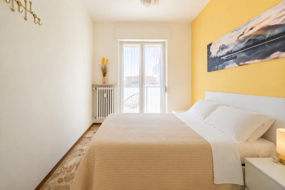 Bed, Balcony/Terrace, Bedroom, heating, wardrobe