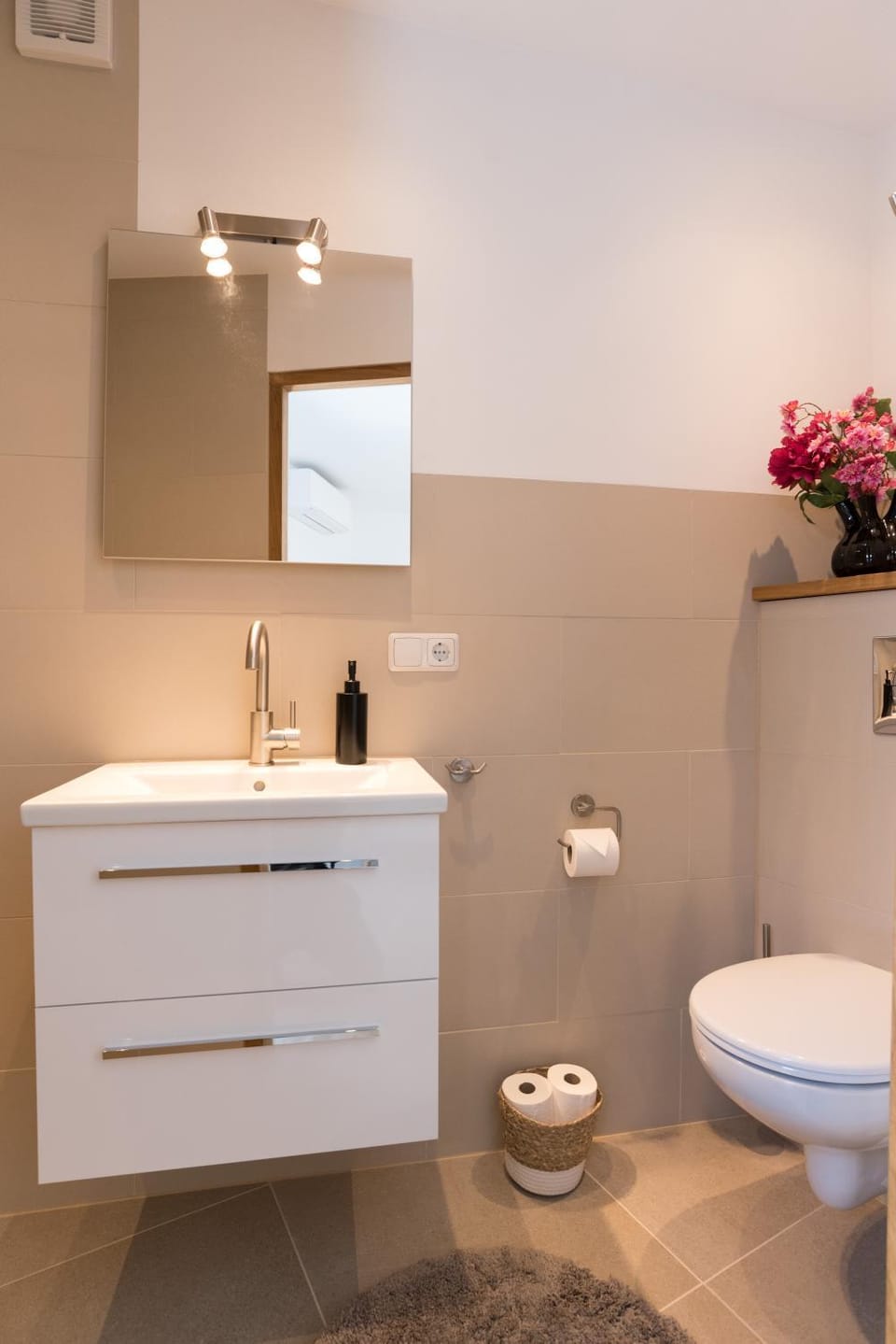 Toilet, Bathroom