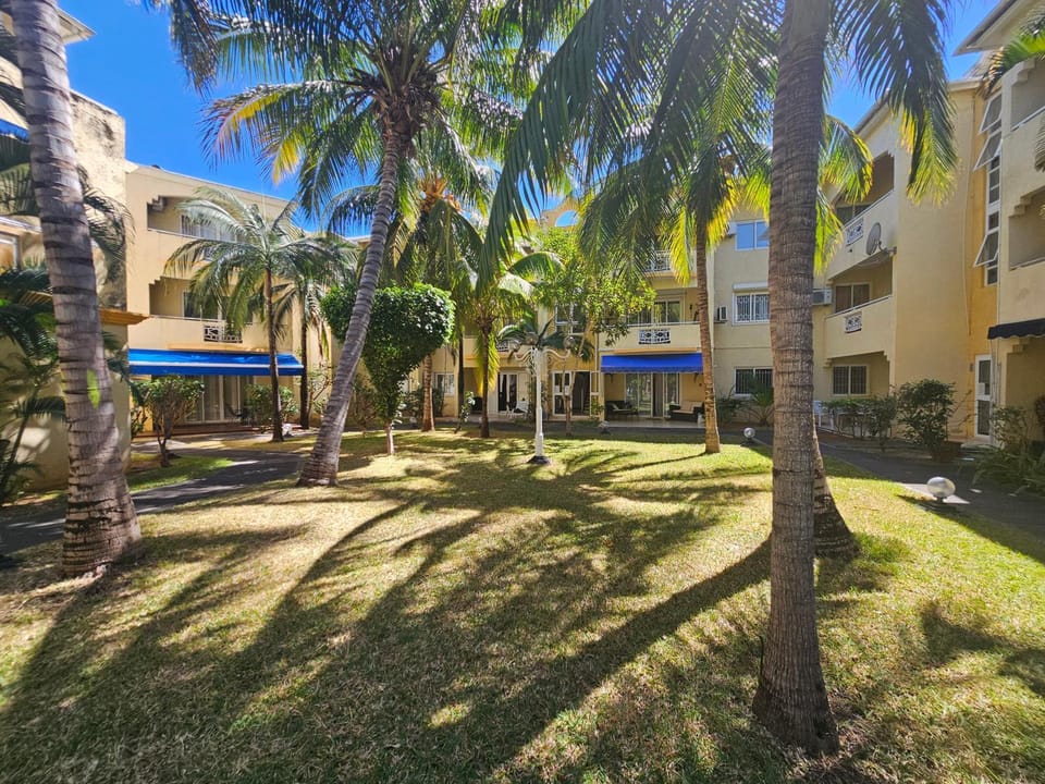 Property building, Garden