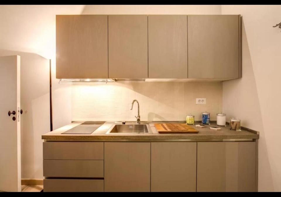 Kitchen or kitchenette, pet friendly, stove