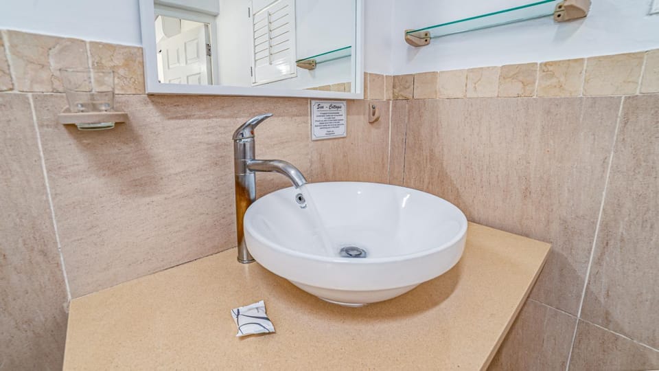 Gleisner Hospitality -Saw Sea Apartment in Dolphin Coast