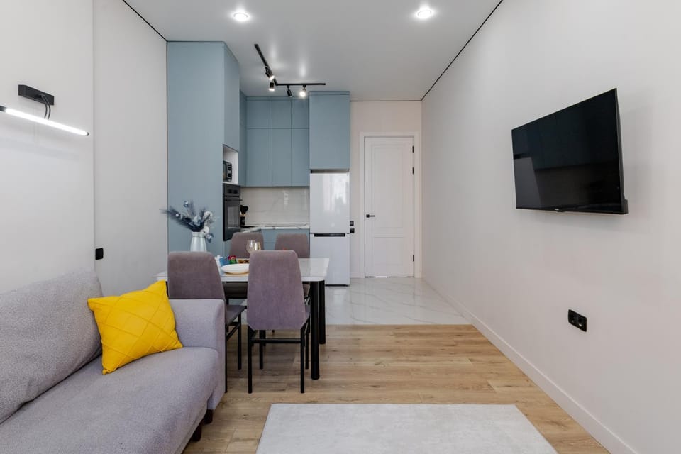 TV and multimedia, Kitchen or kitchenette, Dining area, minibar