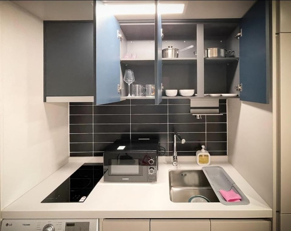 The Raffinato Hotel Residece at Myeongdong Apartment hotel in Seoul