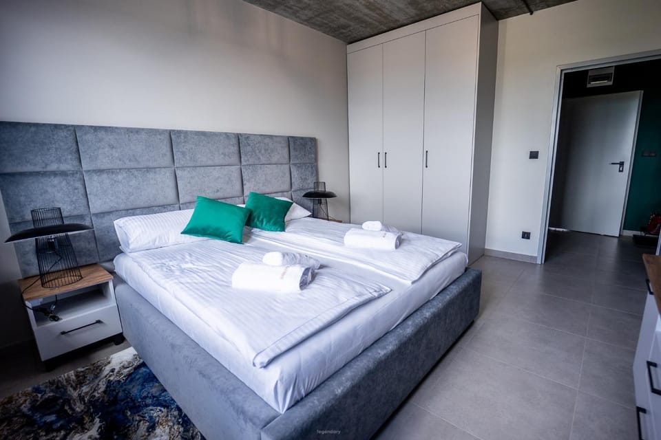 Bed, Photo of the whole room, Bedroom, towels, wardrobe
