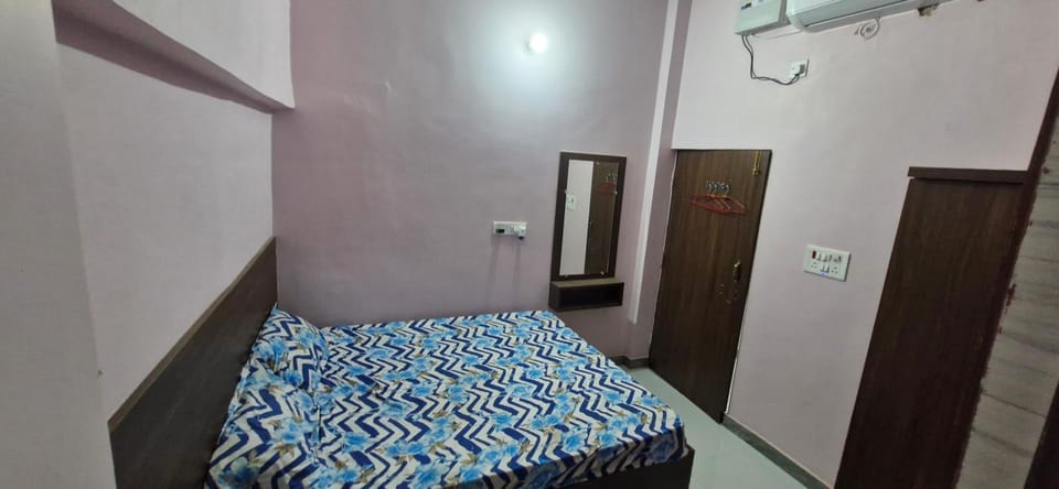 Hanumant KRIPA Guest House Bed and Breakfast in Uttar Pradesh
