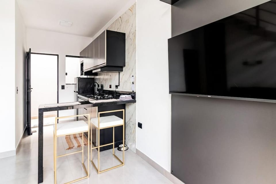 TV and multimedia, Kitchen or kitchenette, Dining area