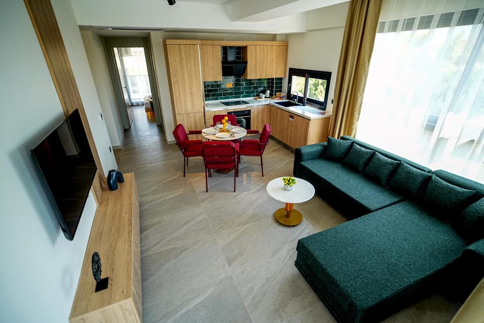 Communal lounge/ TV room, Living room, kitchen