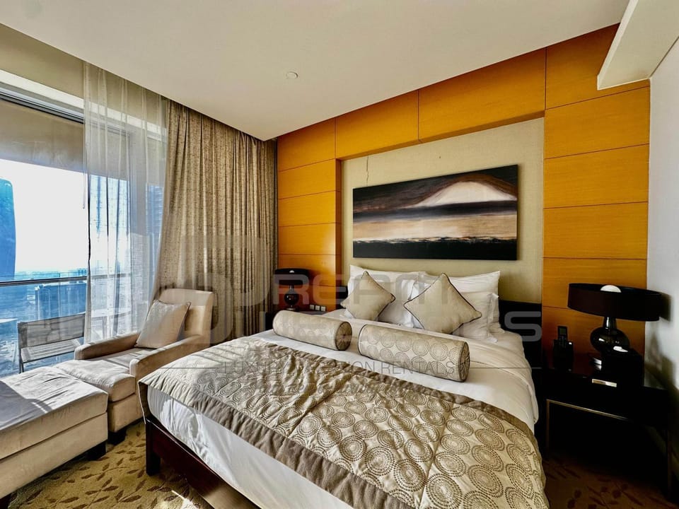 Emaar Fashion Avenue Studio Burj view Apartment in Dubai